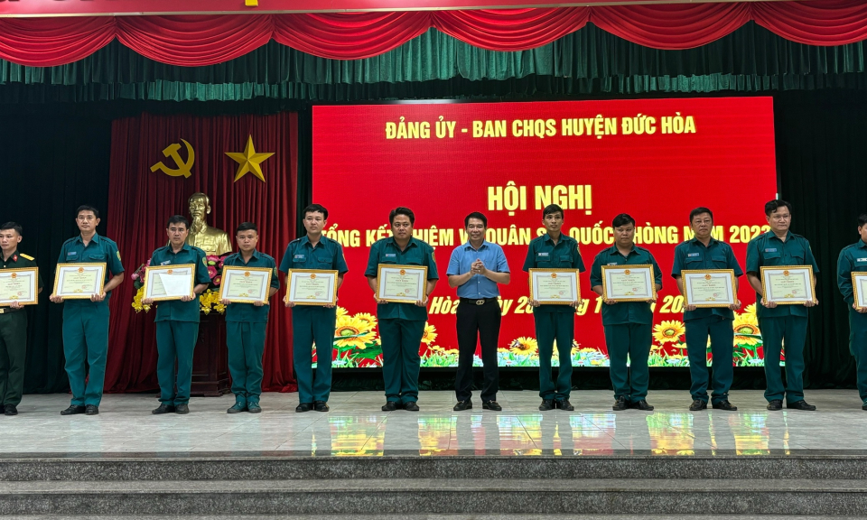 Đức Hòa tổng kết nhiệm vụ quân sự quốc phòng năm 2023