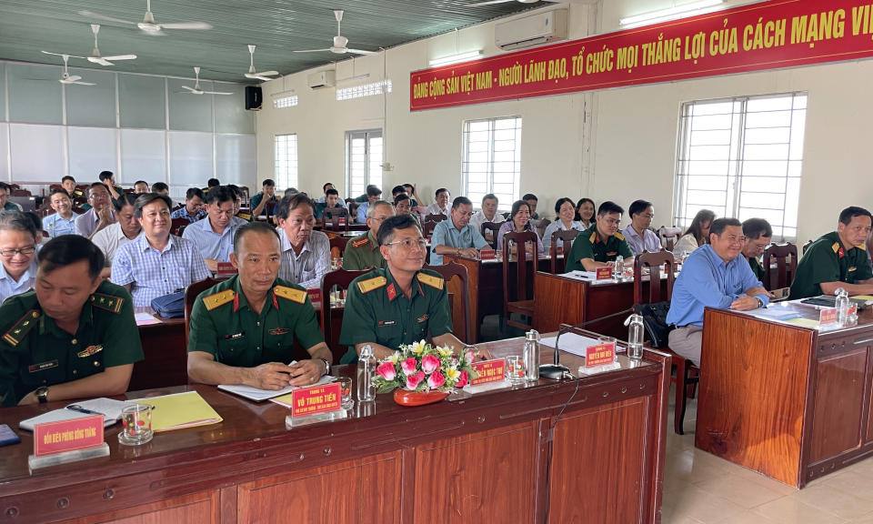 Tân Hưng tổng kết nhiệm vụ quân sự, quốc phòng năm 2023