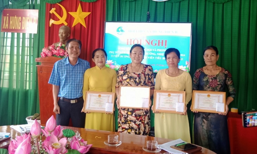 Tân Hưng: Xã Hưng Điền B tổng kết hoạt động Hội và phong trào phụ nữ năm 2023