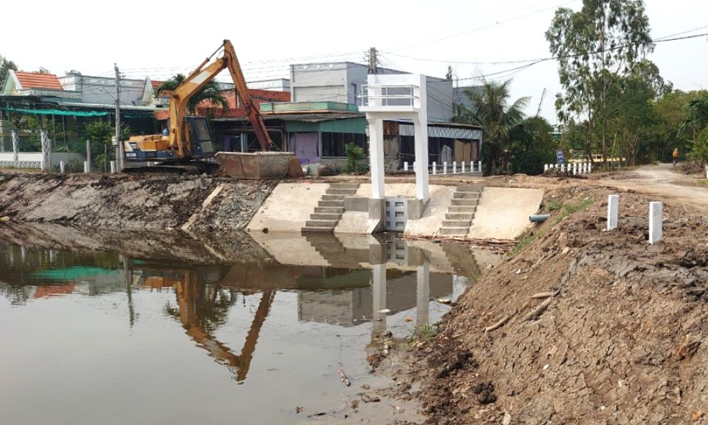Cần Đước đưa vào sử dụng cống thuỷ lợi ngăn mặn, giữ ngọt trong mùa khô 