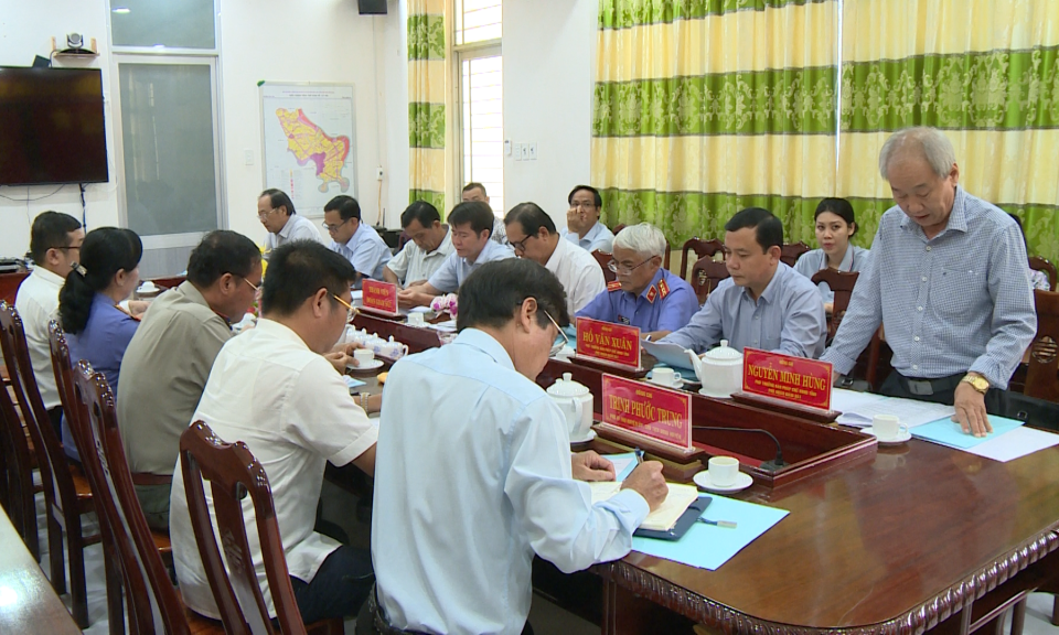 HĐND tỉnh giám sát chấp hành pháp luật trong công tác xét xử và thi hành án hành chính tại huyện Tân Trụ