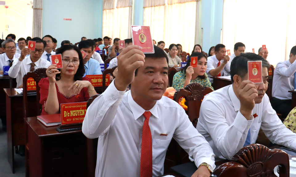 Cần Đước thực hiện đạt và vượt 26/27 chỉ tiêu Nghị quyết năm 2023
