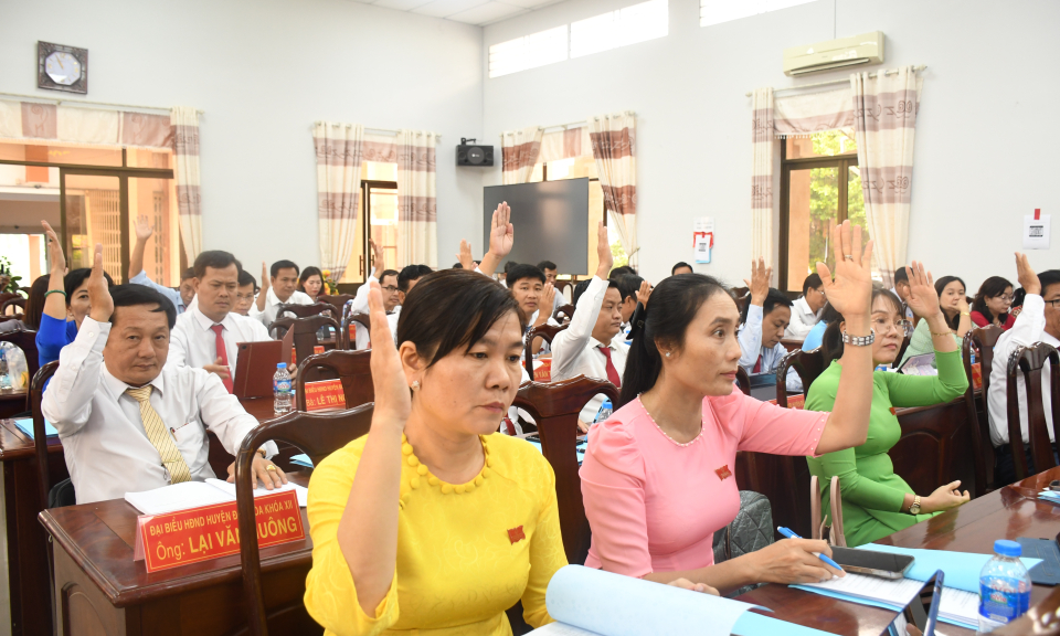 HĐND huyện Đức Hòa tổ chức Kỳ họp thứ 13 kỳ họp thường lệ cuối năm 2023