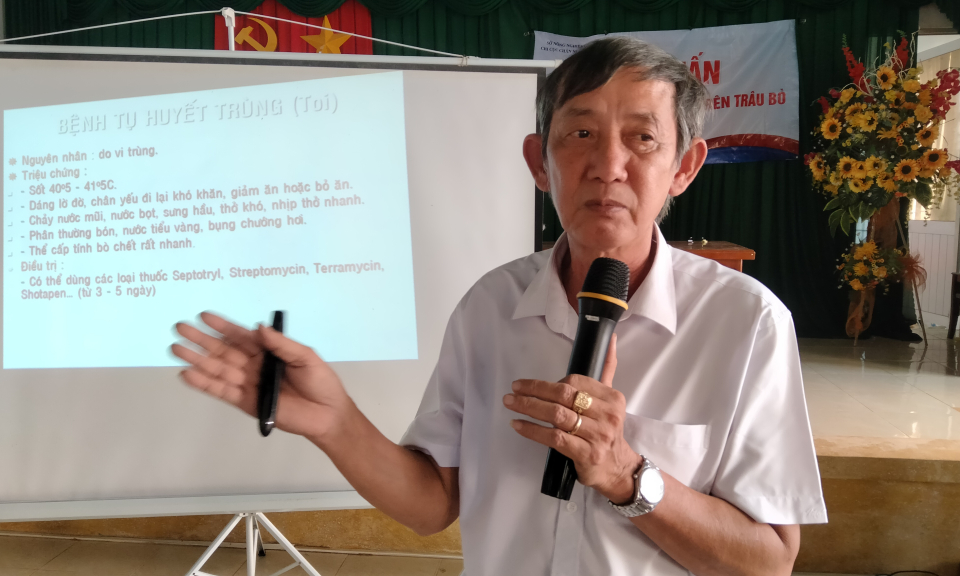 Tân Hưng tập huấn phòng chống dịch bệnh trên trâu bò