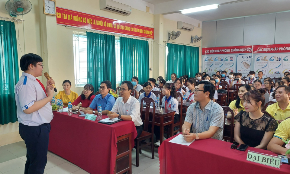 Phòng Giáo dục và Đào tạo thành phố Tân An tổ chức Hội thi hùng biện tiếng Anh lần thứ I