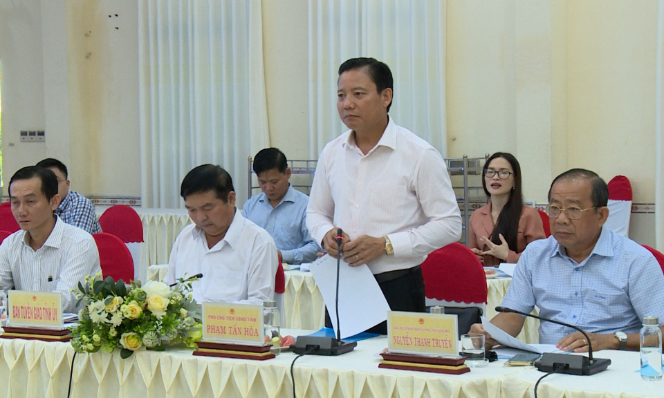 Thỏa thuận hợp tác giữa tỉnh Long An và Trường Đại học Khoa học Xã hội và Nhân văn Thành phố Hồ Chí Minh