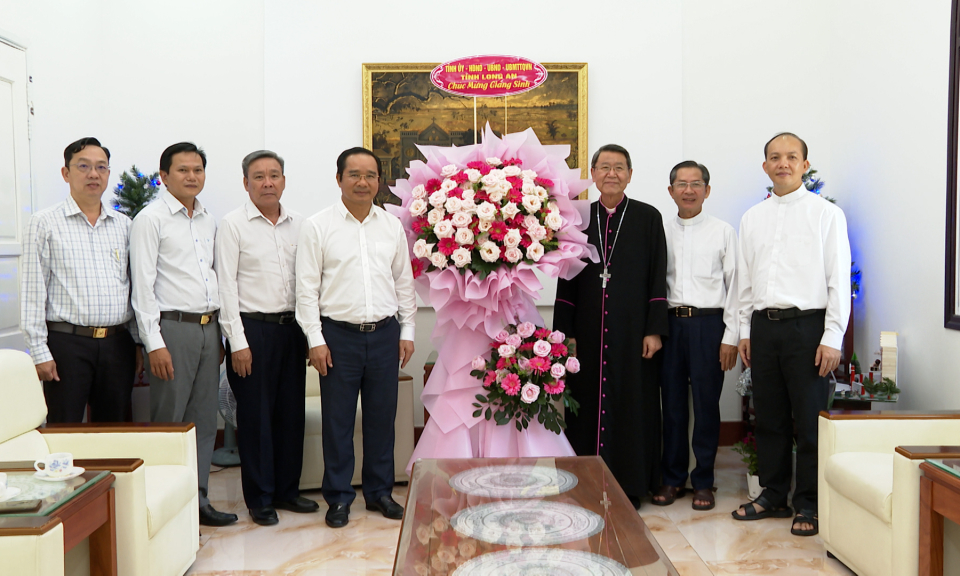 Bí thư Tỉnh ủy chúc mừng Giáng sinh năm 2023