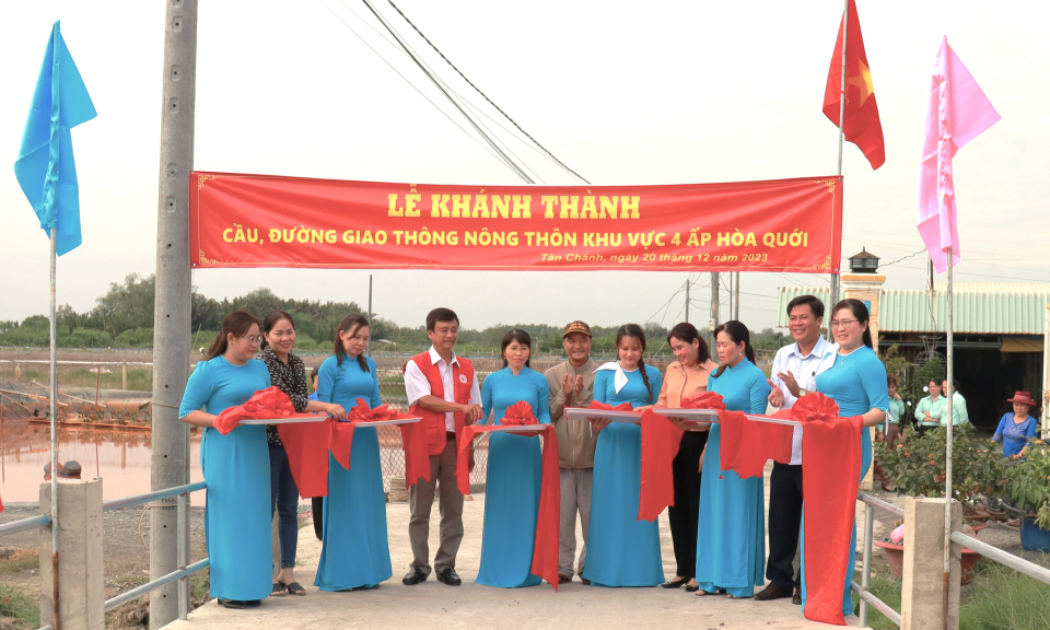 Cần Đước khánh thành cầu, đường giao thông nông thôn tại xã Tân Chánh