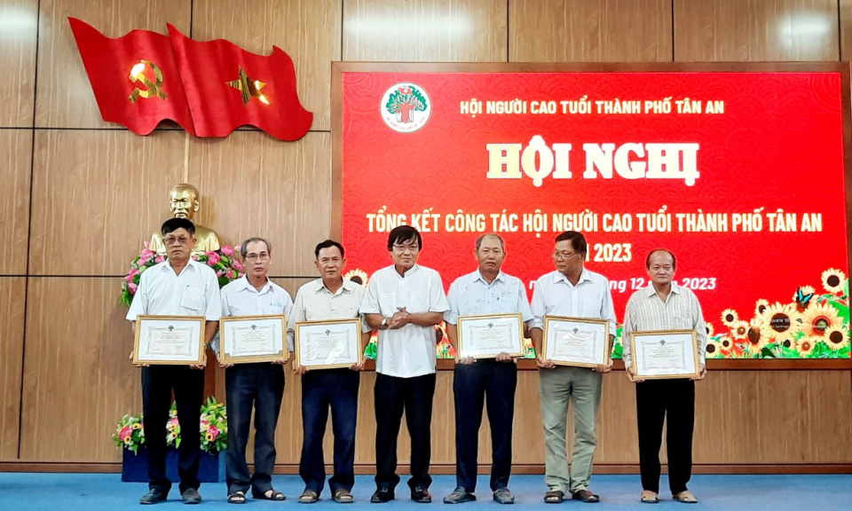 Thành phố Tân An tổng kết công tác Hội Người cao tuổi năm 2023