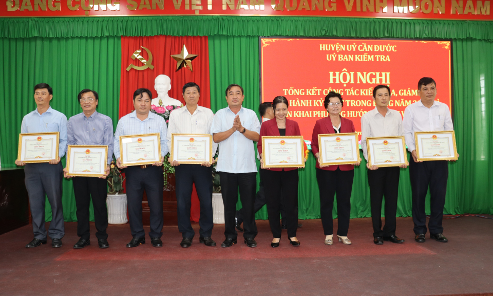 Cần Đước tổng kết công tác kiểm tra, giám sát, thi hành kỷ luật trong Đảng năm 2023