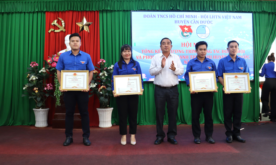 Cần Đước tổng kết công tác Đoàn thanh niên