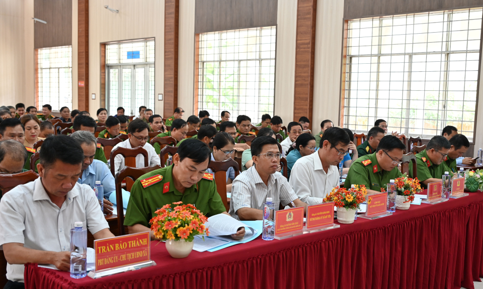 Bến Lức quyết tâm chuyển hóa thành công địa bàn phức tạp về trật tự an toàn xã hội
