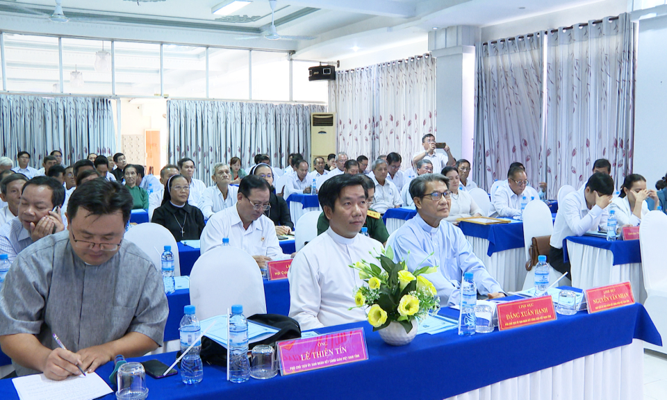 Giáo dân Long An tích cực tham gia xây dựng và bảo vệ Tổ quốc