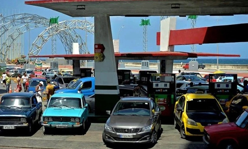 Cuba tăng giá xăng dầu sau nhiều thập kỷ