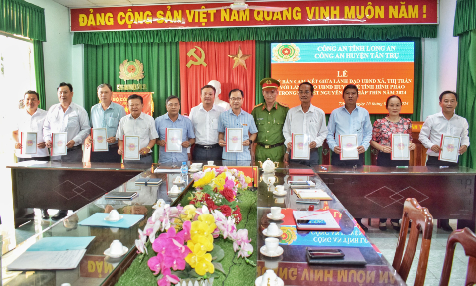 Tân Trụ ký cam kết về tình hình pháo trong đợt Tết Nguyên đán Giáp Thìn năm 2024