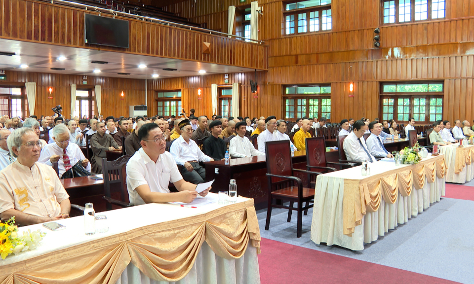 Họp mặt đại biểu dân tộc, tôn giáo mừng Đảng, mừng Xuân Giáp Thìn 2024