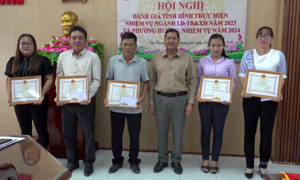 Tân Hưng tổng kết công tác ngành Lao động - Thương binh và Xã hội năm 2023