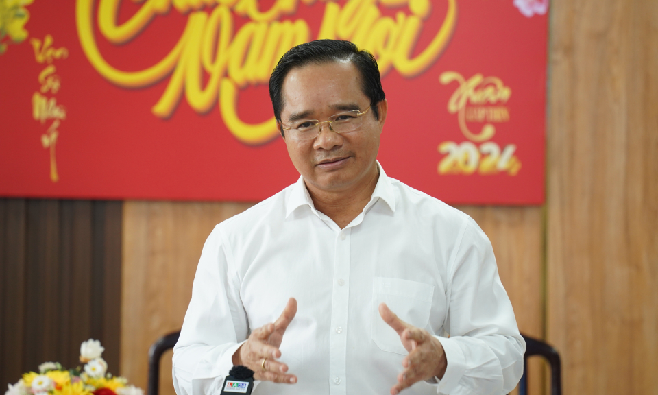 Bí thư Tỉnh ủy thăm, chúc mừng Sở Giao thông Vận tải tỉnh nhân dịp xuân Giáp Thìn 2024