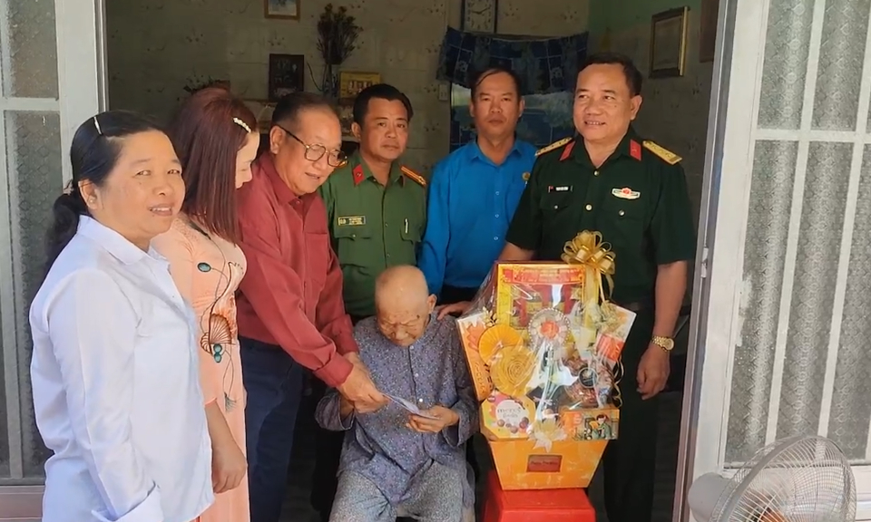 Đức Hòa tổ chức “Tết Quân - Dân” Xuân Giáp Thìn năm 2024