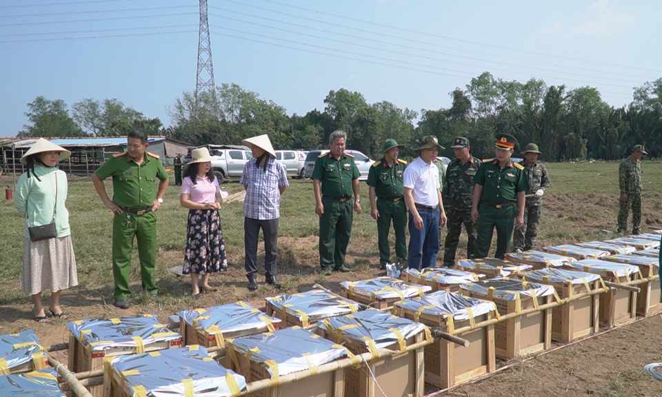 Lãnh đạo tỉnh kiểm tra công tác bắn pháo hoa và chương trình nghệ thuật mừng xuân Giáp Thìn