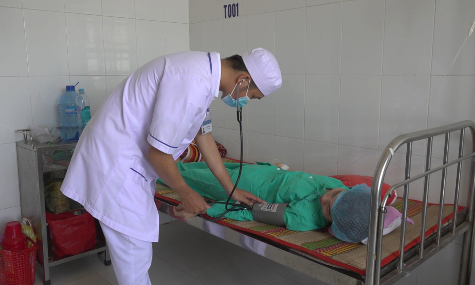 Tân Hưng thực hiện tốt công tác chăm sóc sức khỏe Nhân dân trong dịp Tết Nguyên đán