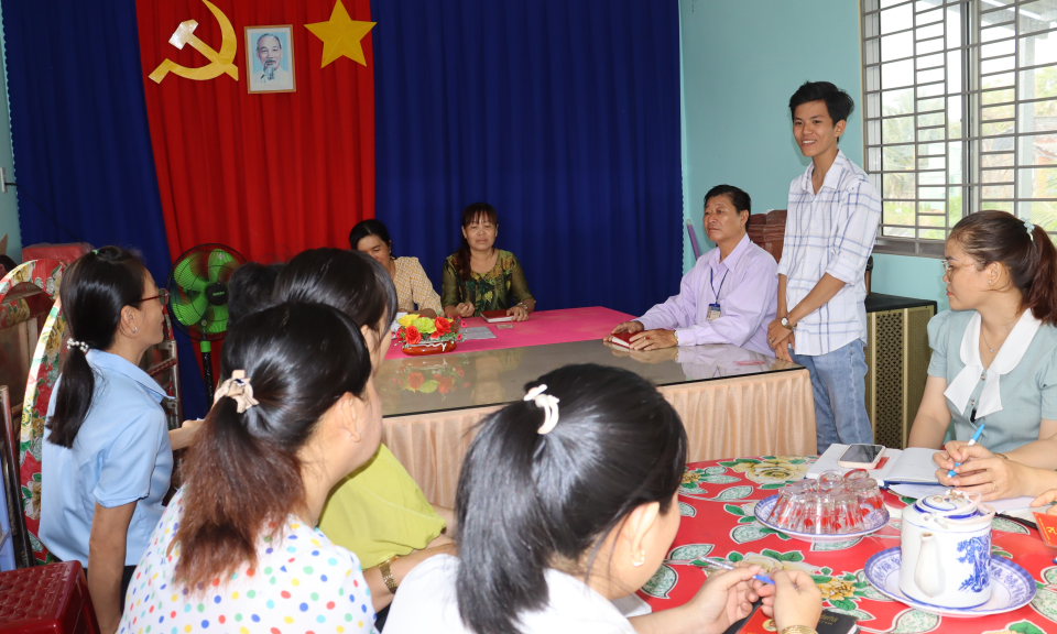Những đảng viên trẻ nhiệt huyết lên đường nhập ngũ