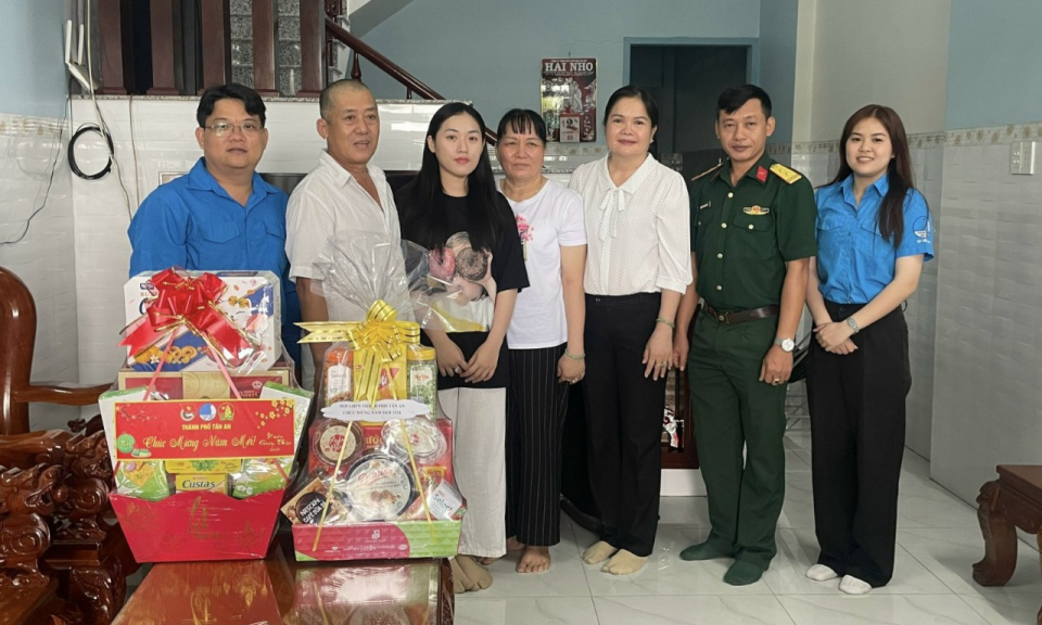 Thành phố Tân An: Các hoạt động chuẩn bị tiễn thanh niên lên đường nhập ngũ