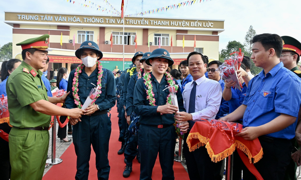 Bến Lức rộn rã ngày Hội tòng quân năm 2024