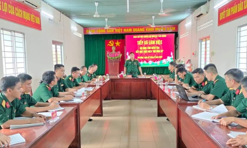 Bộ Chỉ huy Quân sự tỉnh kiểm tra kết quả thực hiện “Mô hình 5S” tại Tân Hưng