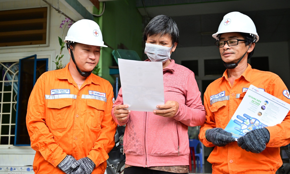 Điện lực Long An đẩy mạnh tuyên truyền an toàn điện trong dân cư