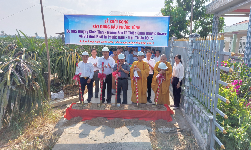 Xã An Lục Long, huyện Châu Thành khởi công xây dựng cầu Phước Tùng