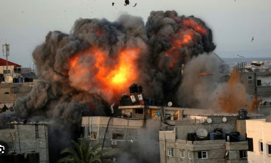 Chiến sự Trung Đông: Israel tăng cường tấn công trên 3 mặt trận