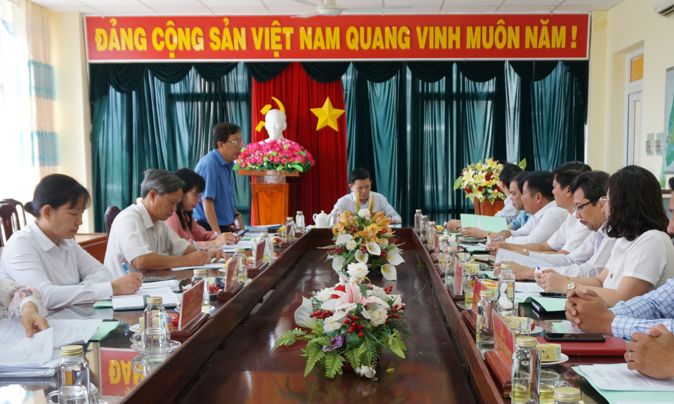 Ban Tuyên giáo Tỉnh ủy làm việc tại huyện Mộc Hóa