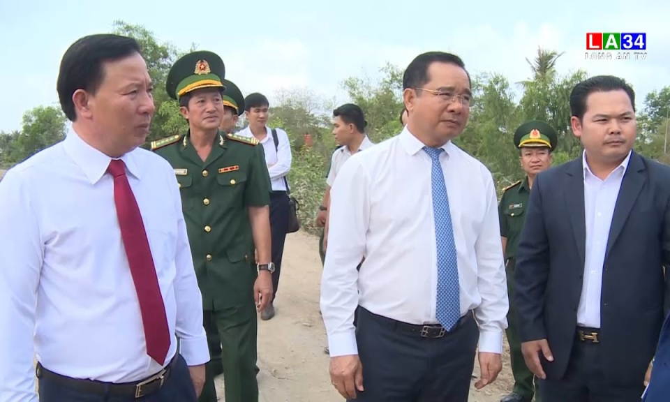 Khảo sát vị trí xây Cảng vệ tinh của 2 tỉnh Long An và tỉnh Svay Rieng (Campuchia)