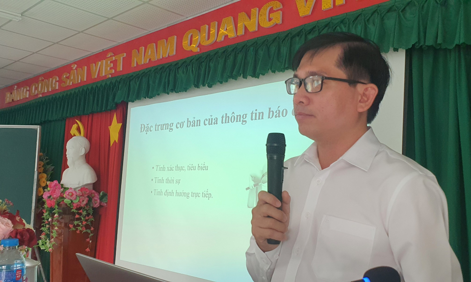 Tân Thạnh tập huấn kỹ năng, nghiệp vụ truyền thanh cơ sở năm 2024