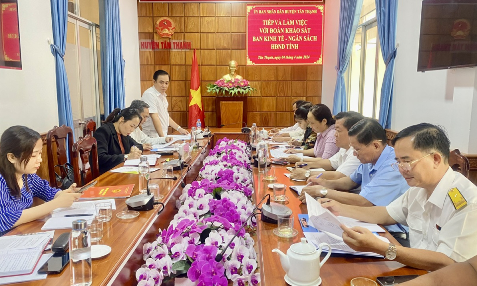 HĐND tỉnh khảo sát tình hình lập bộ, thu thuế đất phi nông nghiệp tại Tân Thạnh
