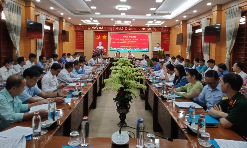 Hội nghị Ban Chấp hành Đảng bộ huyện Thạnh Hóa lần thứ 16