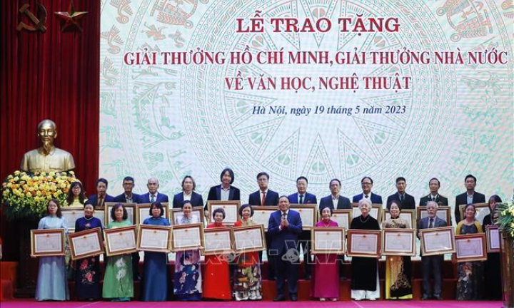 Điều kiện xét tặng 'Giải thưởng Hồ Chí Minh', 'Giải thưởng Nhà nước' về văn học, nghệ thuật