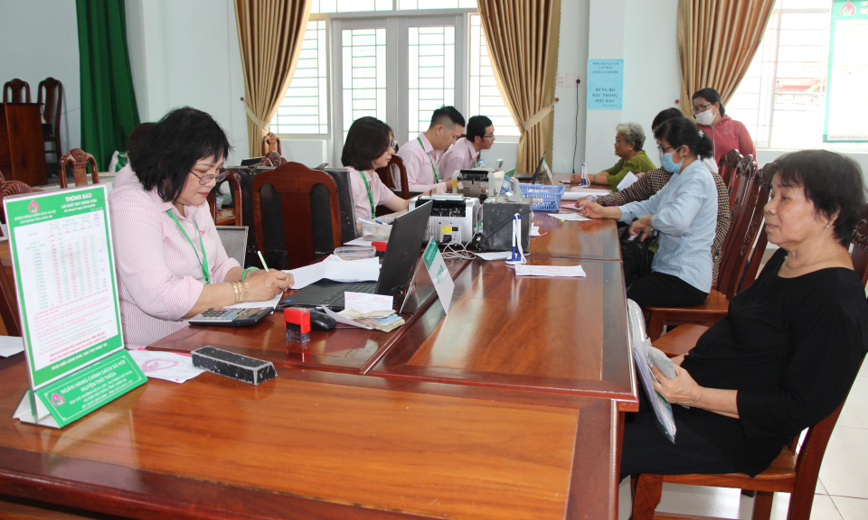 Thủ Thừa: Quý I/2024 Ngân hàng CSXH huyện giải ngân trên 32 tỷ đồng