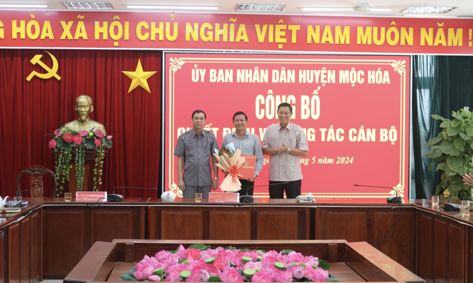 Mộc Hoá bổ nhiệm Phó Giám đốc Trung tâm Văn hóa, Thông tin và Truyền thanh huyện