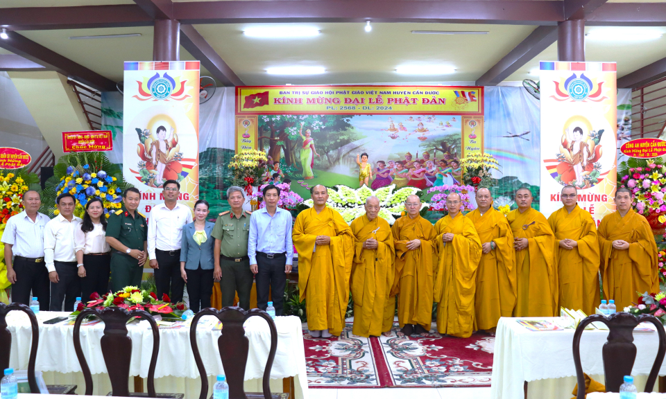 Ban Trị sự giáo hội Phật giáo Việt Nam huyện Cần Đước tổ chức Đại lễ Phật đản 2024