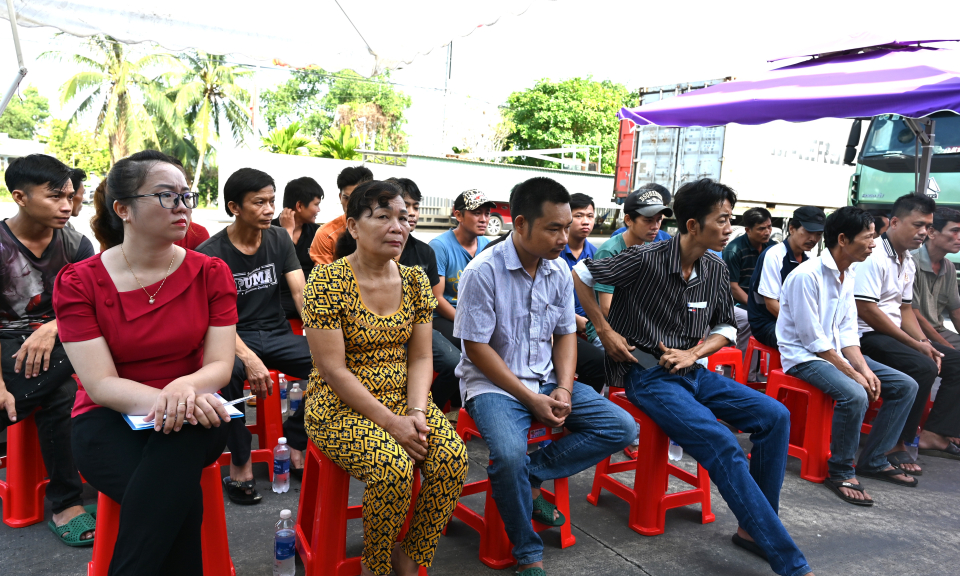 Bến Lức: Đại hội thành lập Nghiệp đoàn cơ sở bốc xếp xã Bình Đức