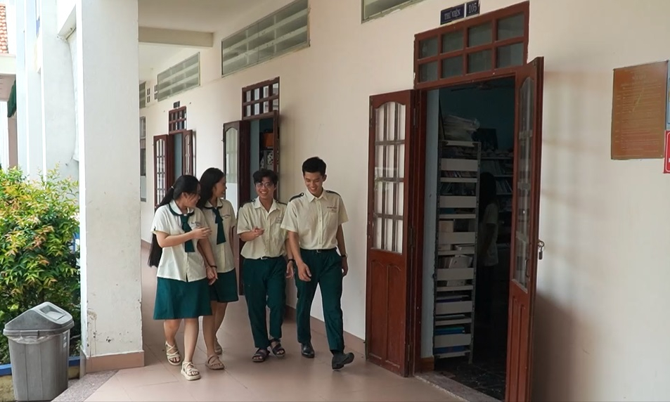 Ngăn ngừa thuốc lá trong khu nội trú trường học