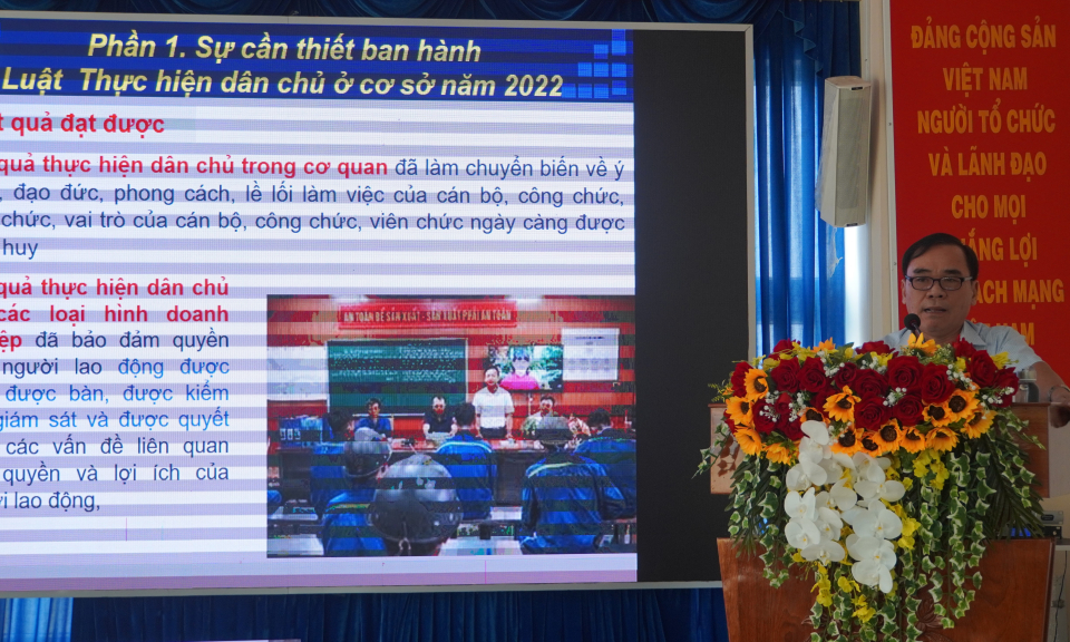 Mộc Hóa triển khai các văn bản có liên quan đến Luật thực hiện dân chủ ở cơ sở