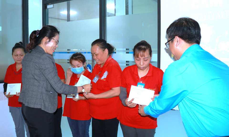 Chương trình “Cảm ơn Người lao động” tại Cần Đước