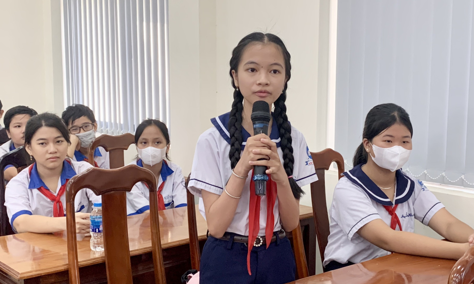 Đại biểu HĐND Châu Thành gặp gỡ thiếu nhi