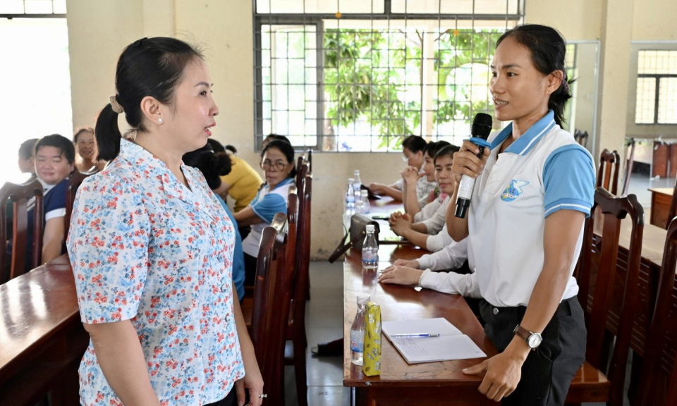  Hội Liên hiệp phụ nữ huyện Bến Lức tập huấn kiến thức, kỹ năng khởi sự kinh doanh