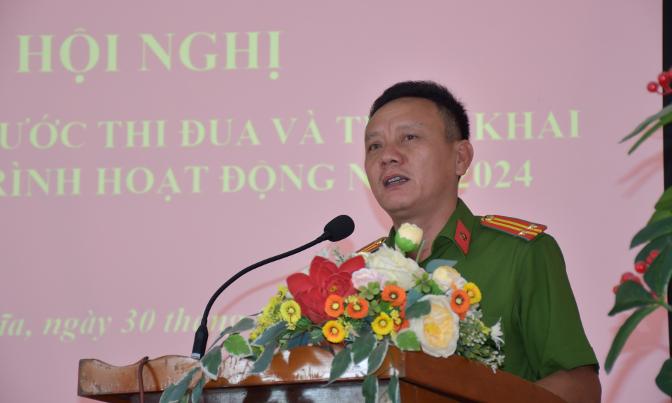 Đức Hòa ký kết giao ước thi đua “Vì An ninh Tổ Quốc” năm 2024
