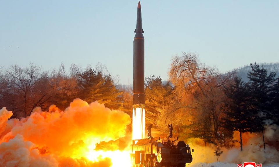 Triều Tiên phóng hàng loạt tên lửa đạn đạo