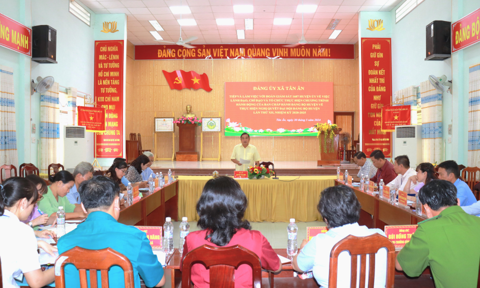 Huyện ủy Cần Đước kiểm tra thực hiện Nghị quyết Đại hội Đảng bộ tại xã Tân Ân